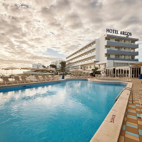 Argos (Playa Talamanca) — Ibiza, Hiszpania