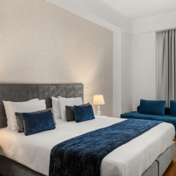 Athenaeum Eridanus Luxury
