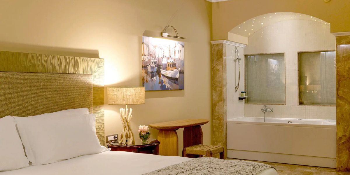 Grecja na 7 dni w październiku: 5⋆ hotel od 8 679 zł