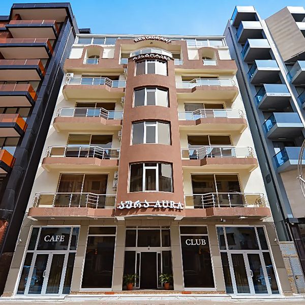Aura Boutique