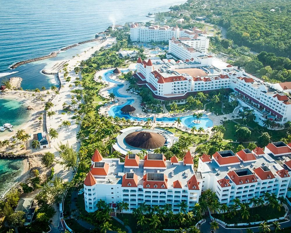 Bahia Principe Luxury Runaway Bay