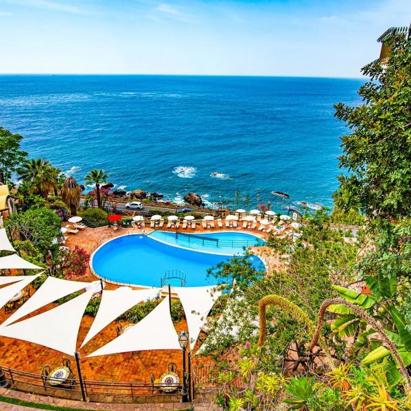 Baia Taormina — Forza Dagro, Włochy
