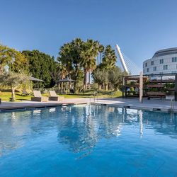 Barcelo Renacimiento