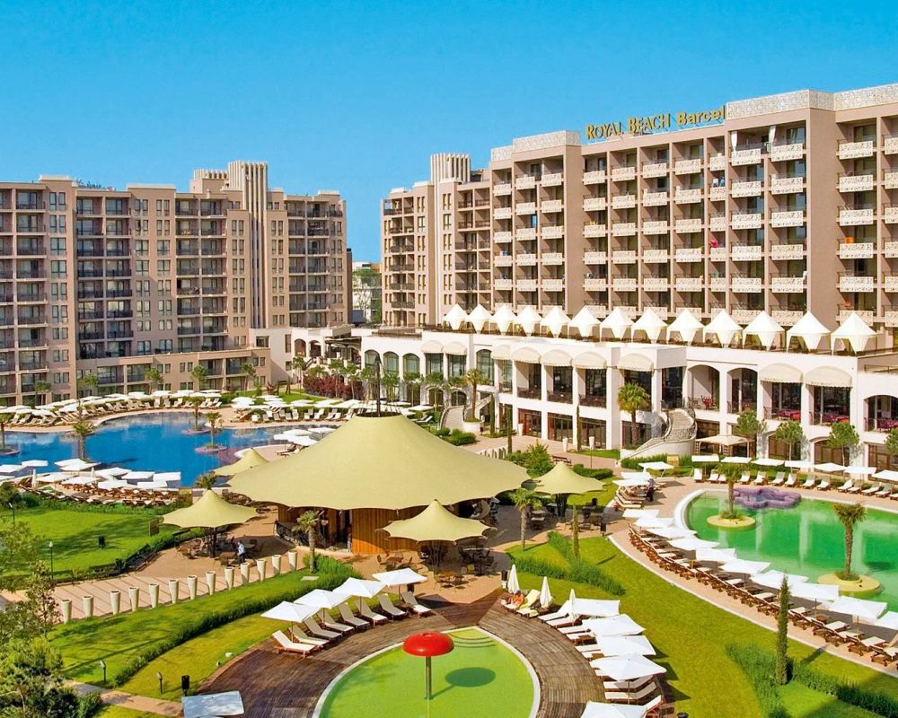 Barcelo Royal Beach