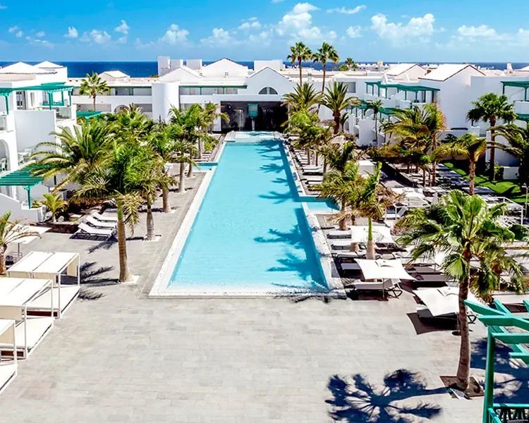 Barcelo Teguise Beach