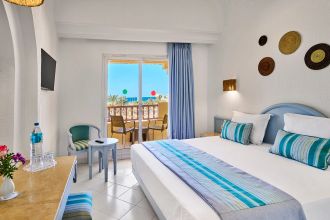 Les Quatre Saisons by Medina ex Baya Beach