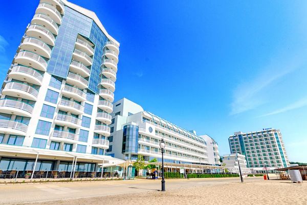 Berlin Golden Beach