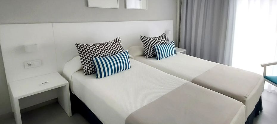 Blue Sea Lagos de Cesar