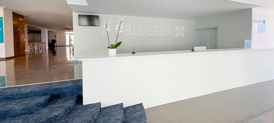 Blue Sea Lagos de Cesar