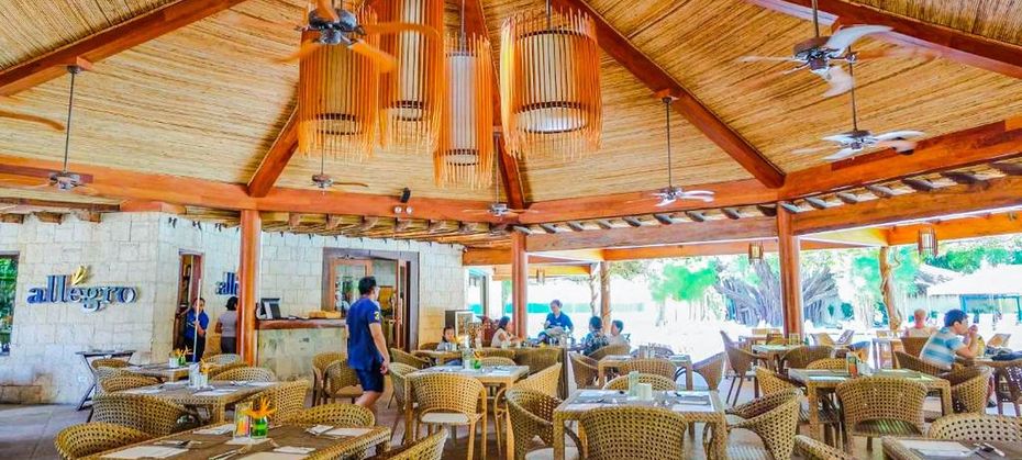 Bluewater Maribago Beach Resort