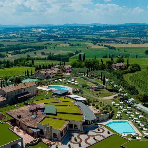 Borgo Brufa Spa Resort — Torgiano, Włochy
