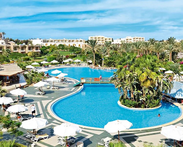 Brayka Bay Resort