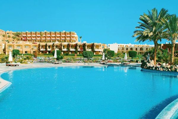 Brayka Bay Resort