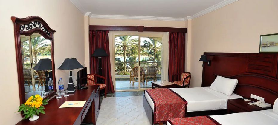 Brayka Bay Resort