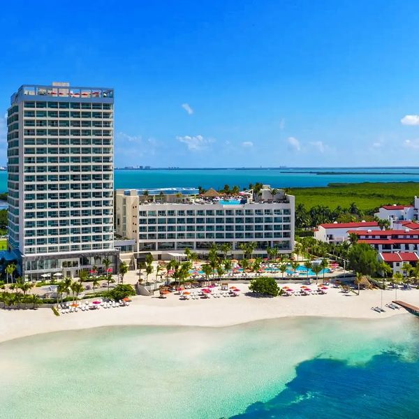 Breathless Cancun Soul Resort & Spa