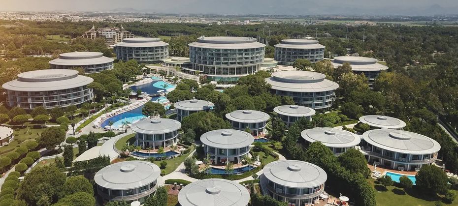 Calista Luxury Resort
