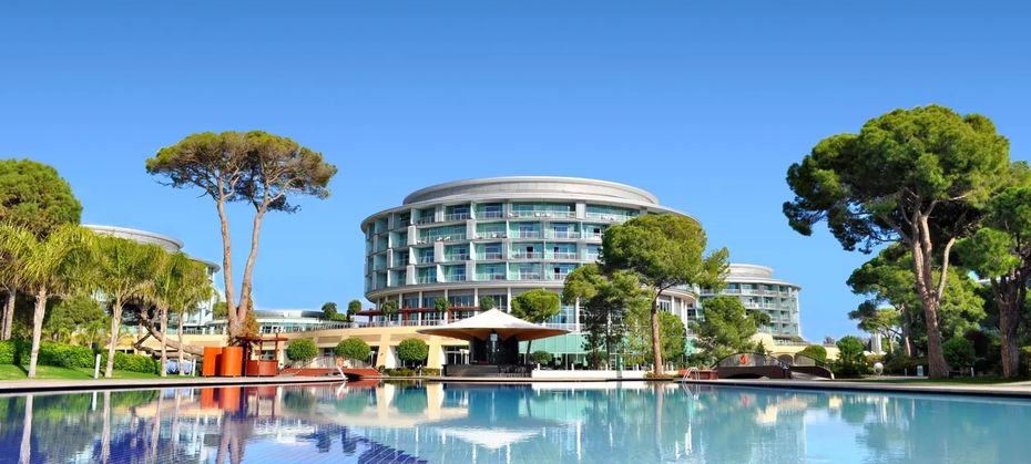 Calista Luxury Resort
