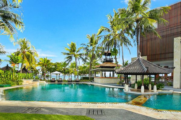 Candi Beach Resort & Spa