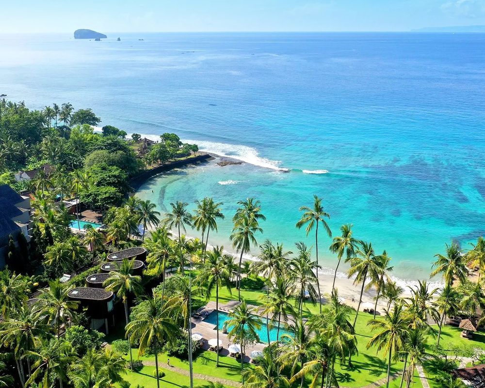 Candi Beach Resort & Spa