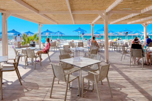 Caravia Beach & Bungalows