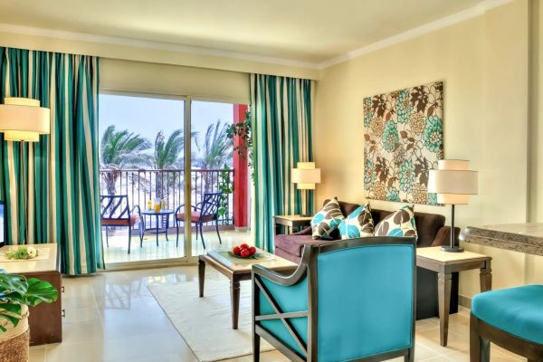 Cardina Resort by Sunrise