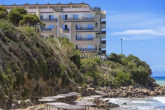 Carlton Riviera