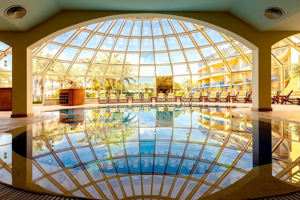 Carols Beau Rivage
