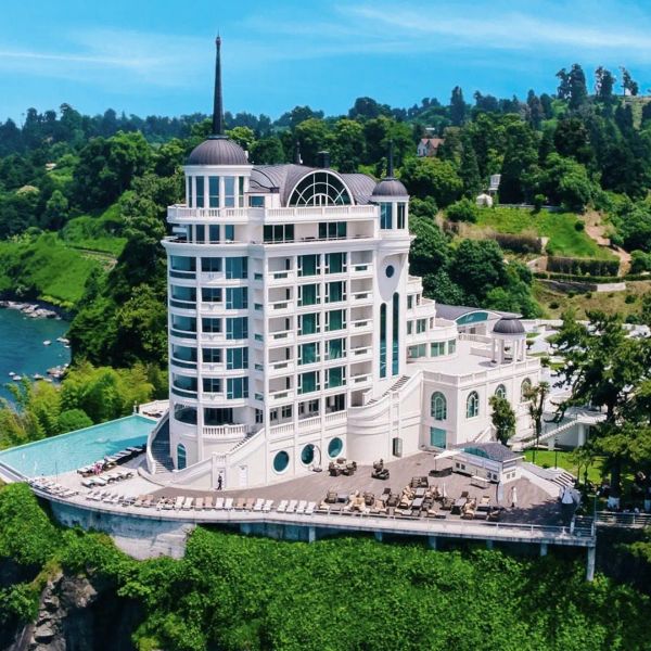 Castello Mare & Wellness Resort — Tsikhisdziri, Gruzja