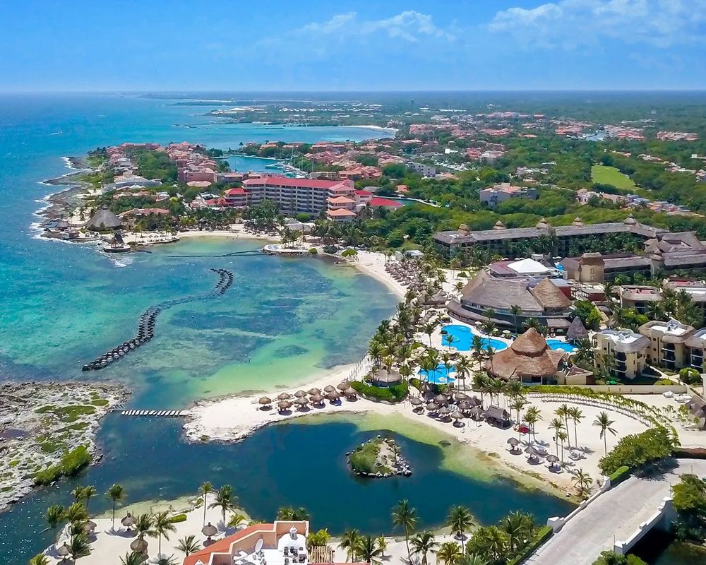 Catalonia Yucatan Beach