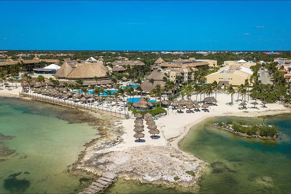 Catalonia Yucatan Beach