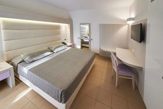 CDS Riva Marina Resort ex Riva Marina Resort