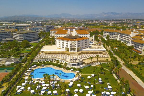 Cesars Resort Side