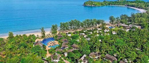 Cha-Da Beach Resort & Spa