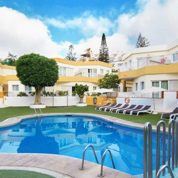 Checkin Bungalows Atlantida — Los Cristianos, Hiszpania