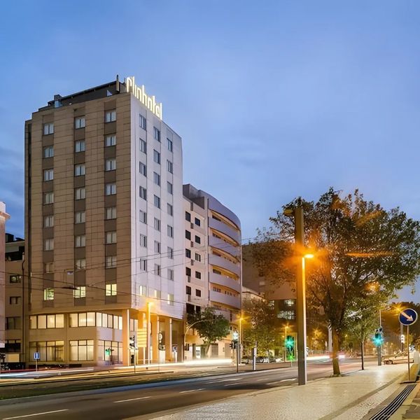 Clip Gaia Porto — Vila Nova de Gaia, Portugalia