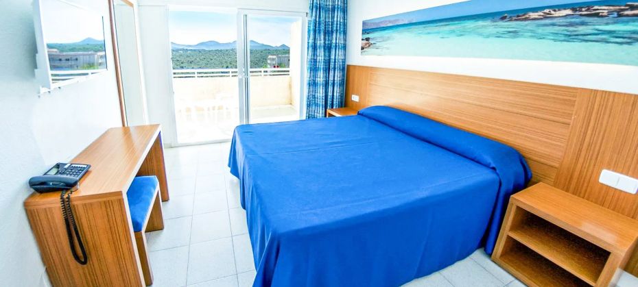 Club Cala Romani