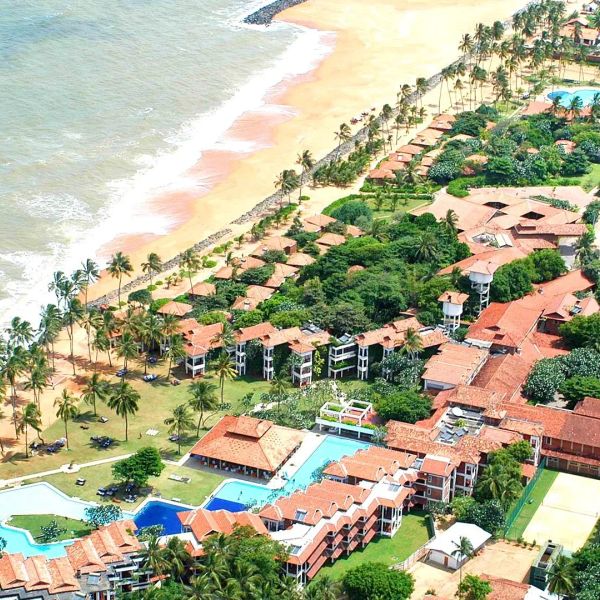 Club Dolphin — Waikkal, Sri Lanka