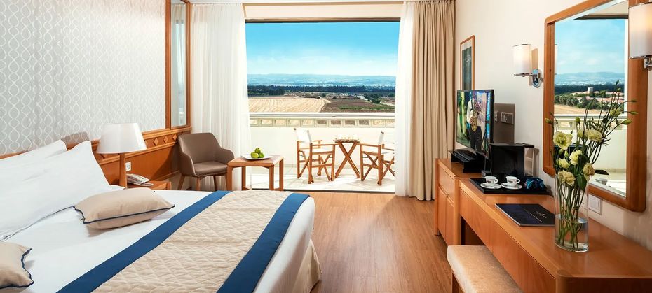 Hotel Athena Beach