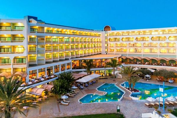 Constantinou Bros Athena Royal Beach