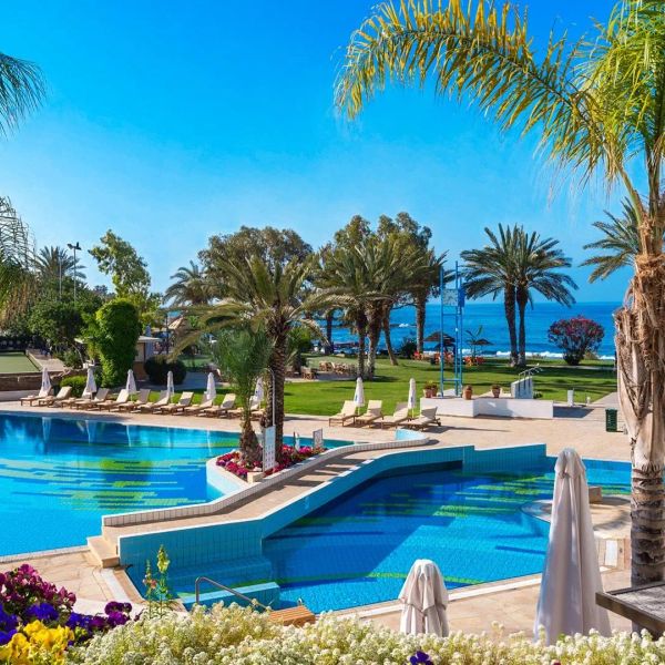 Constantinou Bros Athena Royal Beach — Paphos, Cypr