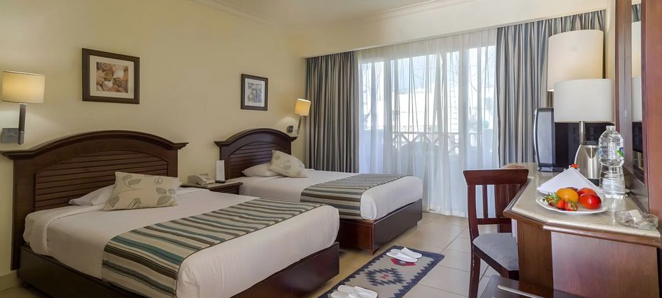 Coral Beach Resort (ex Rotana)