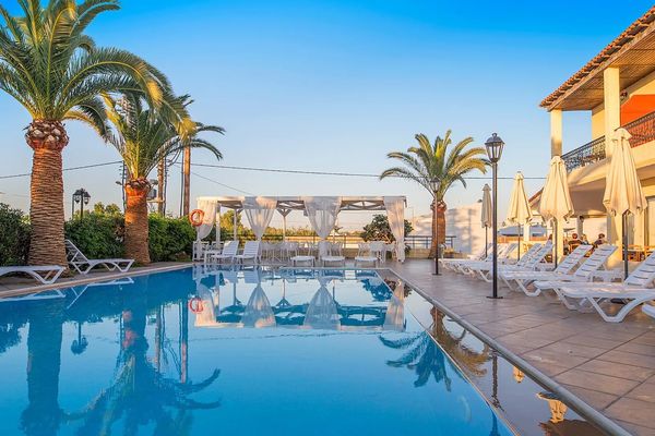 Creta Aquamarine (ex. Creta Residence)