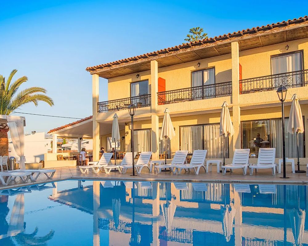 Creta Aquamarine (ex. Creta Residence)