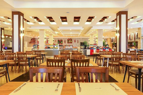 Crystal Aura Beach Resort