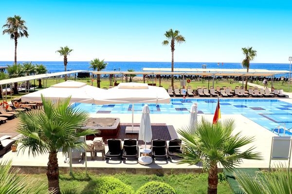 Crystal Boutique Beach Resort