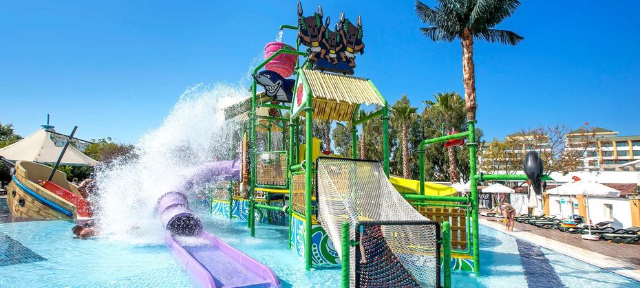 Crystal Paraiso Verde Resort