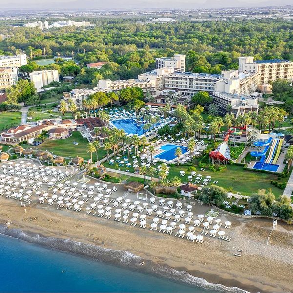 Turcja na 7 dni w kwietniu: 5⋆ hotel od 2 299 zł