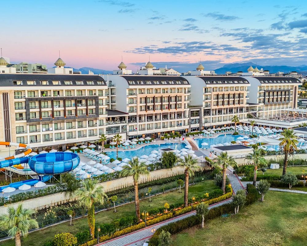 Diamond De Luxe ( Colakli)