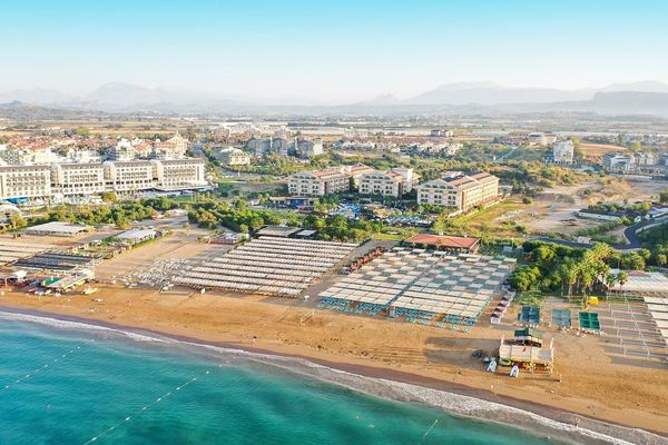 Crystal Palace Luxury Resort & SPA