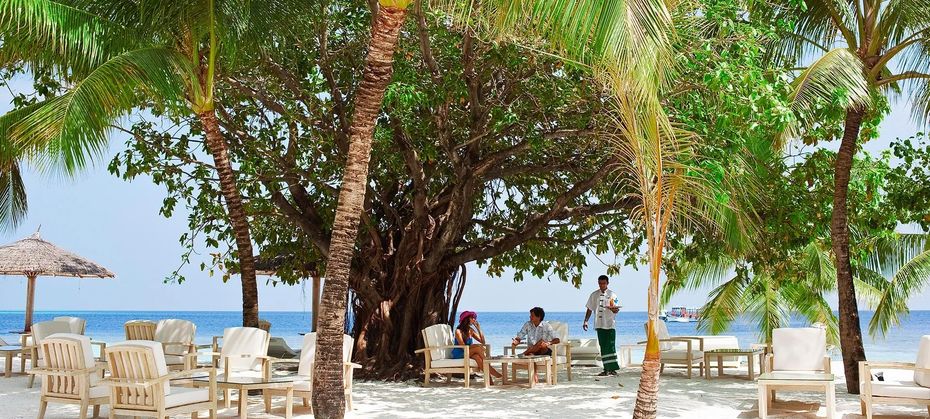 Diamonds Athuruga Beach & Water Villas